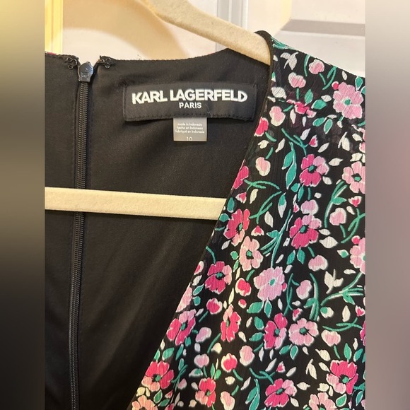KARL LAGERFELD Women's PARIS Floral Print Wrap Midi Dress size 10 Nwt - Picture 3 of 11